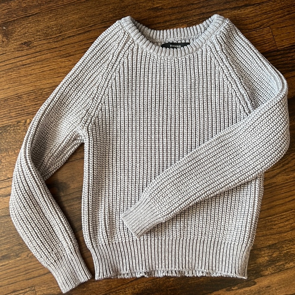 Forever 21 - thick gray sweater - size Med